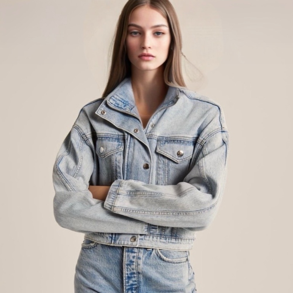Abercrombie & fitch Denim Cropped Jean Jacket Size US M